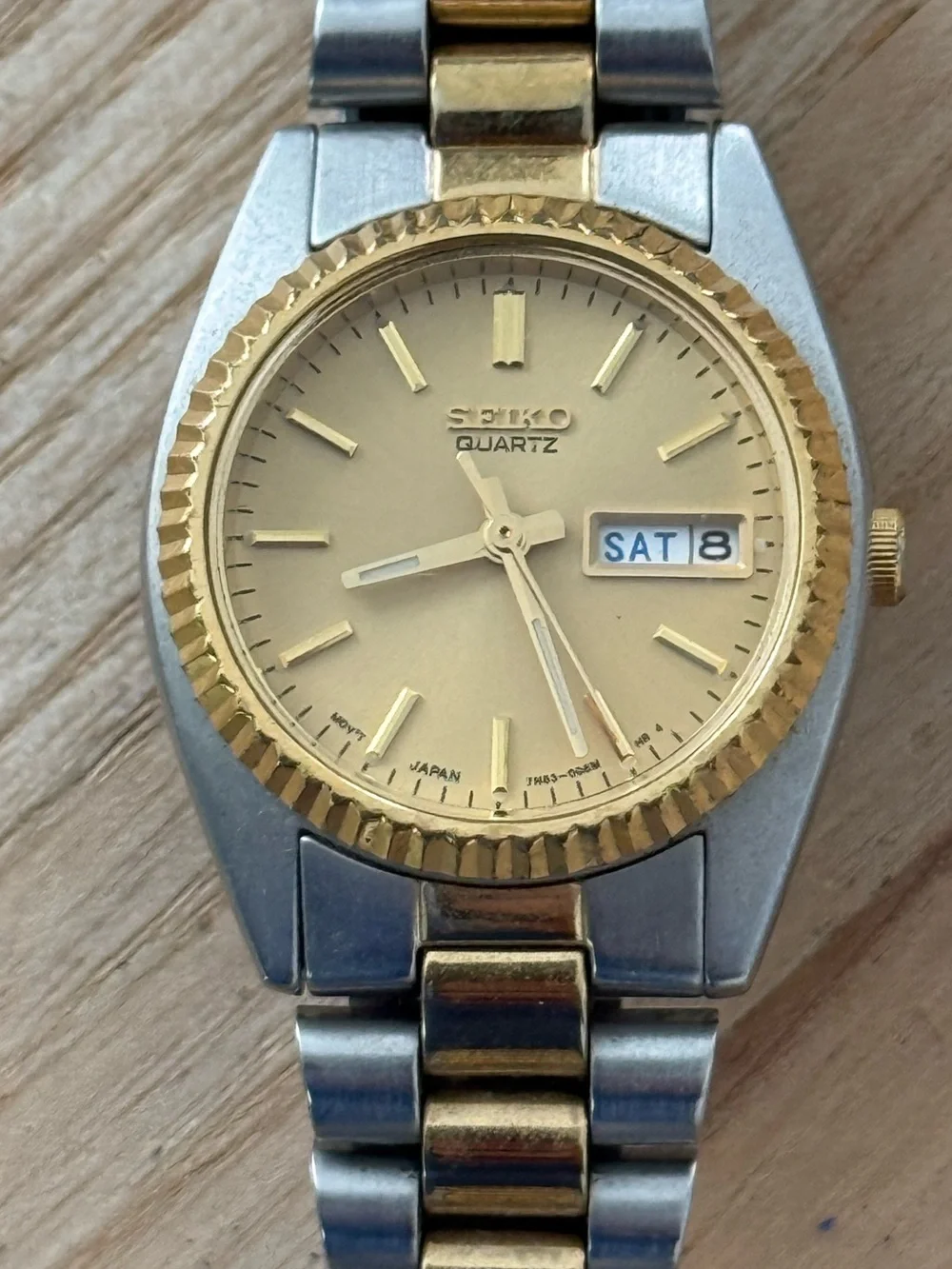 Seiko Presidential Vintage Ladies Watch Two-Tone Bracelet Case Gold Dial Date